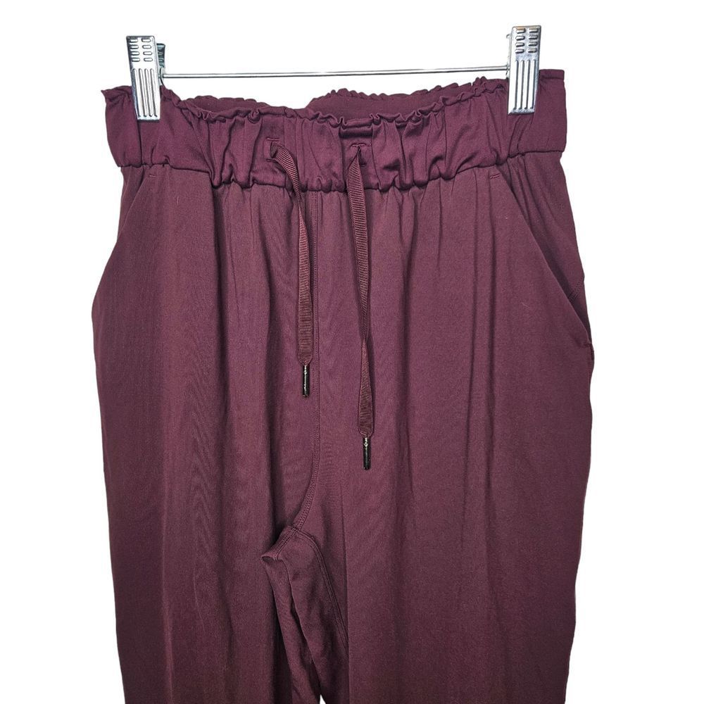 LULULEMON Keep Moving Pant 7/8 High-Rise Cassis Women's 2 W5CWDS Elastic Waist - Picture 3 of 8